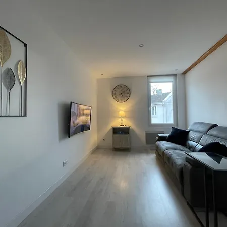3 A La Meme Adresse Apartment *
